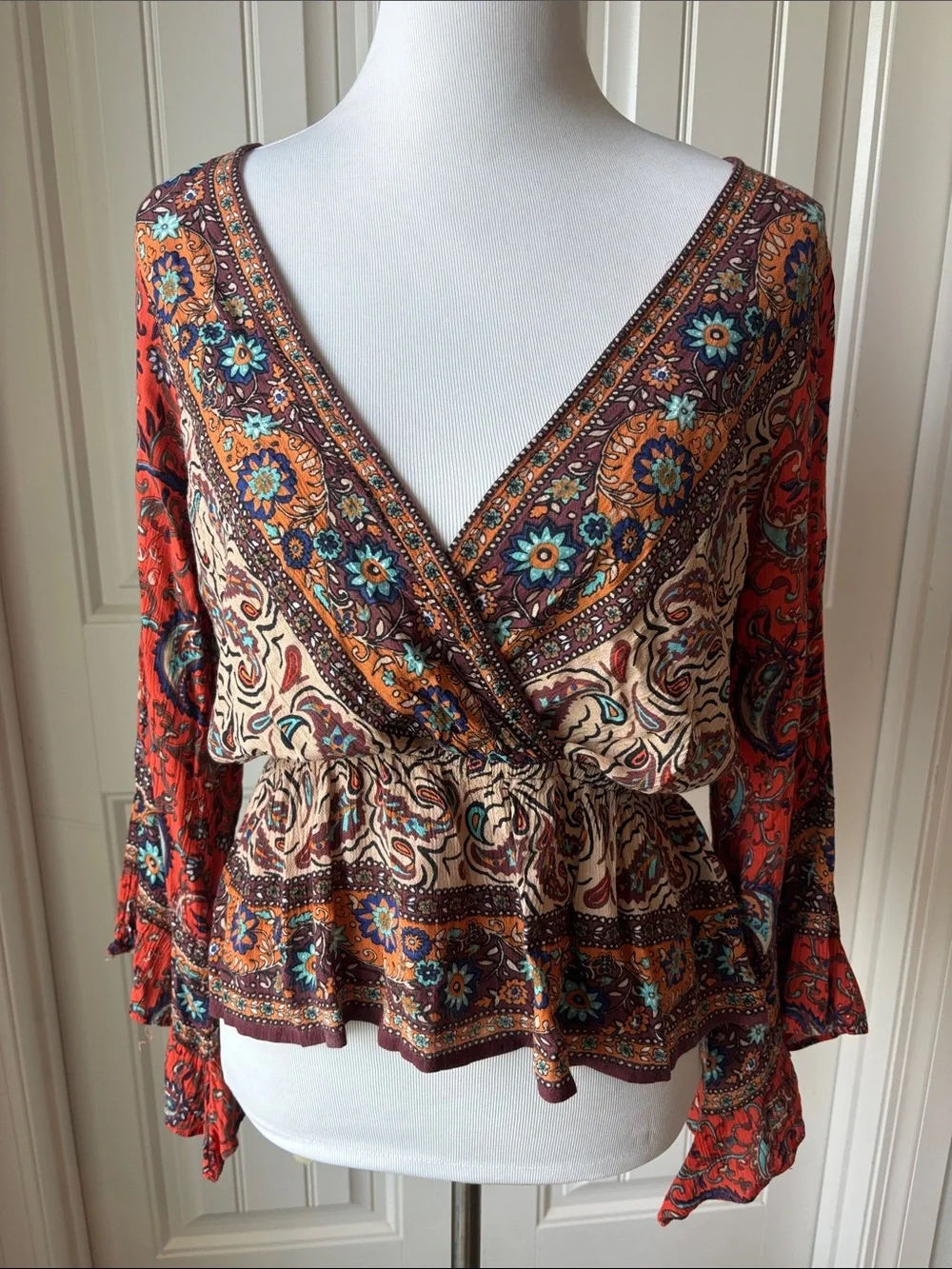 🩷 Free People Multi‑Color Floral Patterned Blouse with Rust & Orange Accents